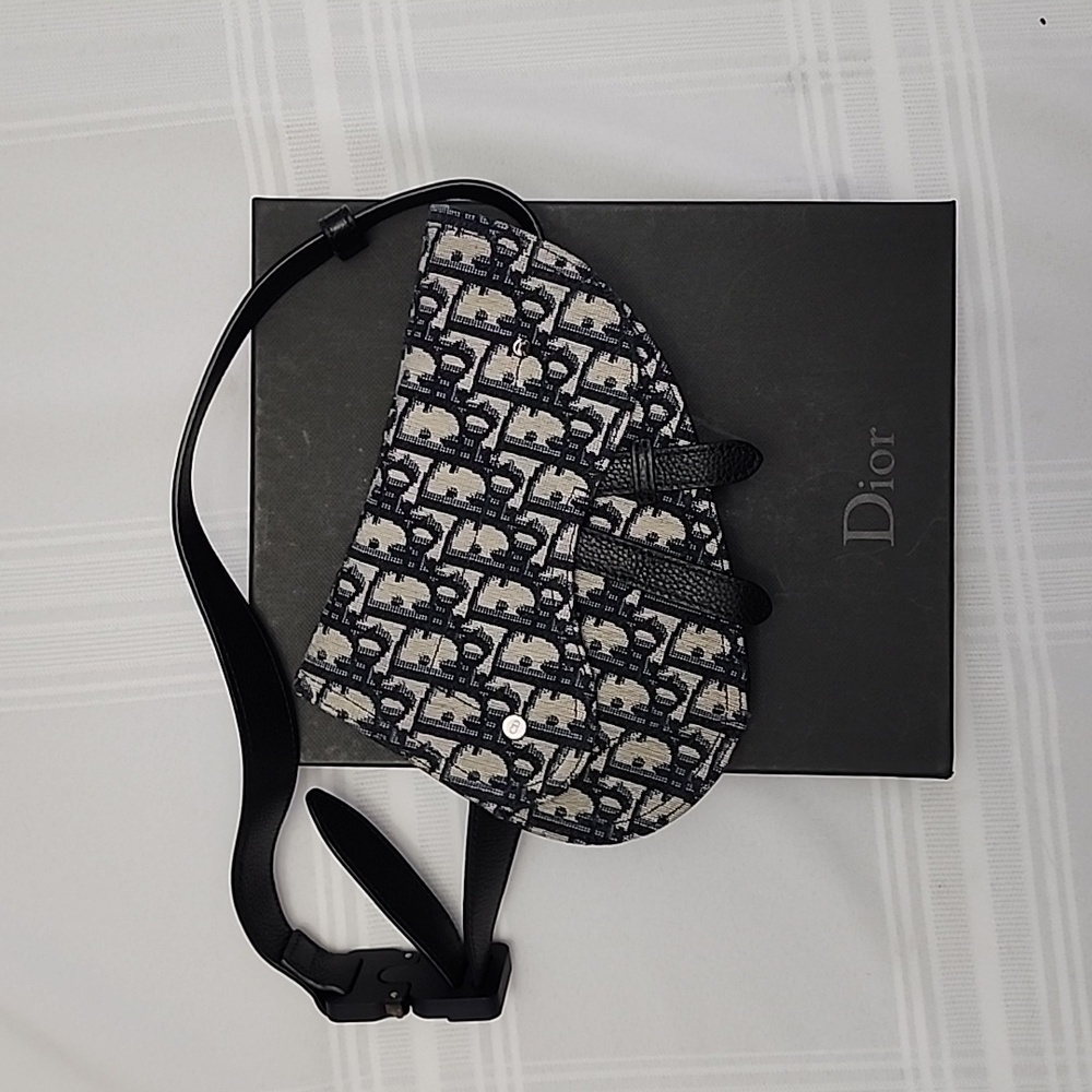 DIOR Mini Saddle Belt Bag
